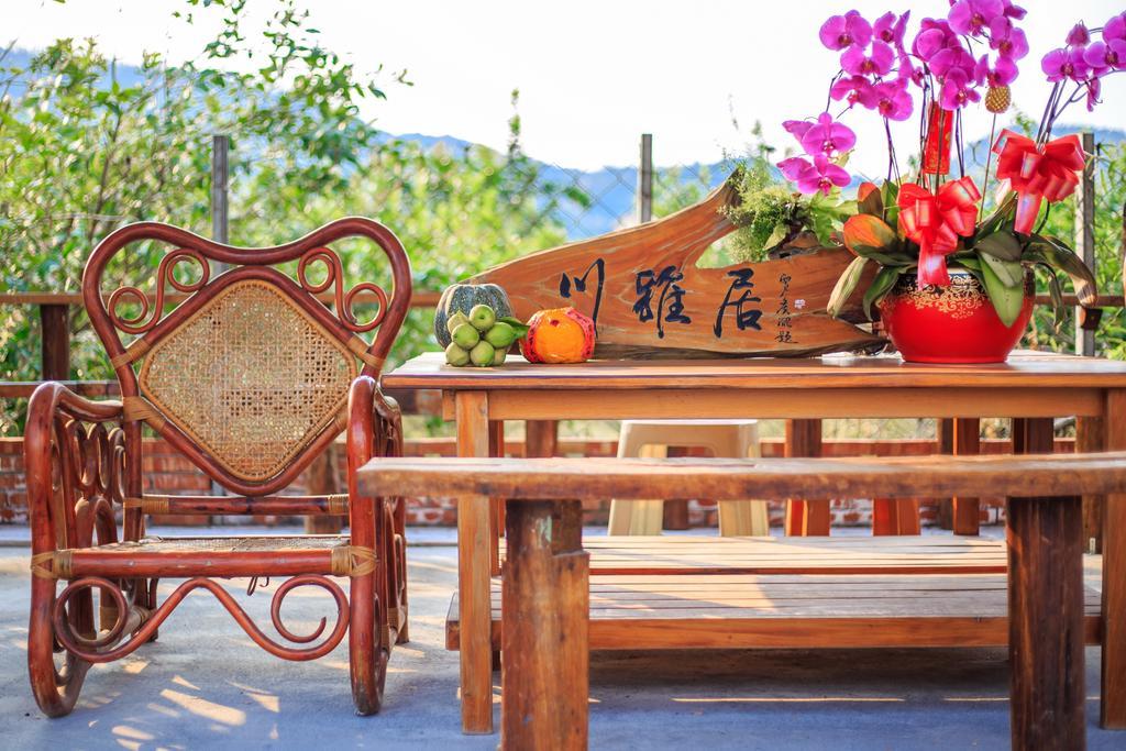 Chuan Ya Ju Homestay Qishan ภายนอก รูปภาพ